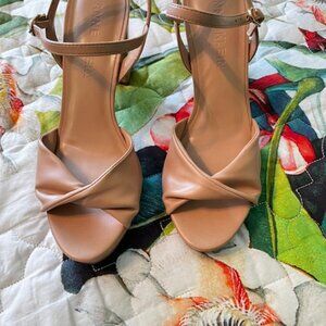Ann Klein Valentine Sandals